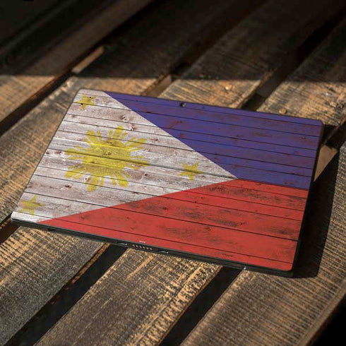 Philippines Flag Dark Wood Surface Pro 7 Skin